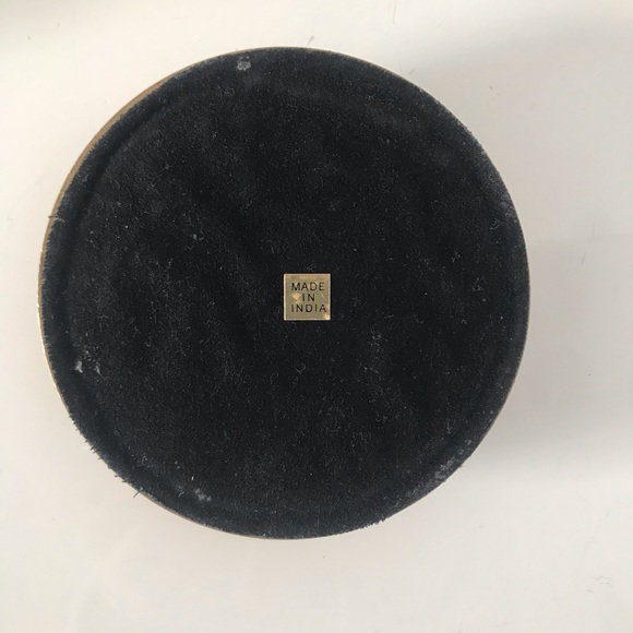 Vintage Brass Small Pillar Candle Holder - Picture 6 of 10